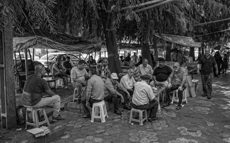 استفاده از دوربین مناسب برای عکاسی خیابانی